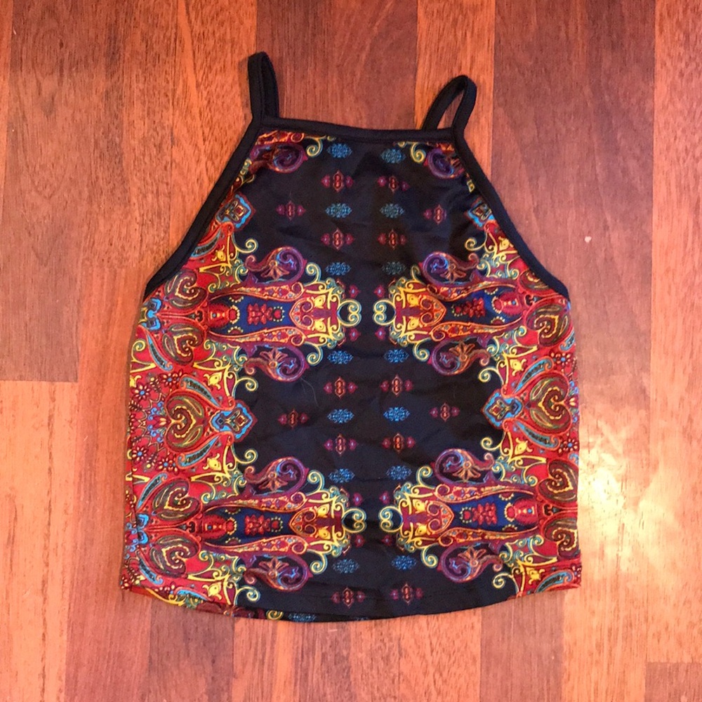 Crop top